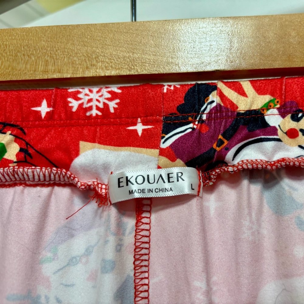 Cozy Up this Christmas with Ekouaer Women's Pajamas Large - Picture 14 of 14